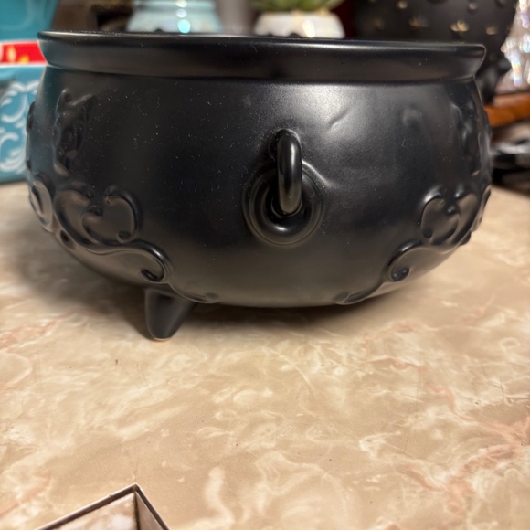 Bath & Body Works Halloween 2025 Witch Cauldron Body Care Beauty Products Tray - Picture 5 of 5